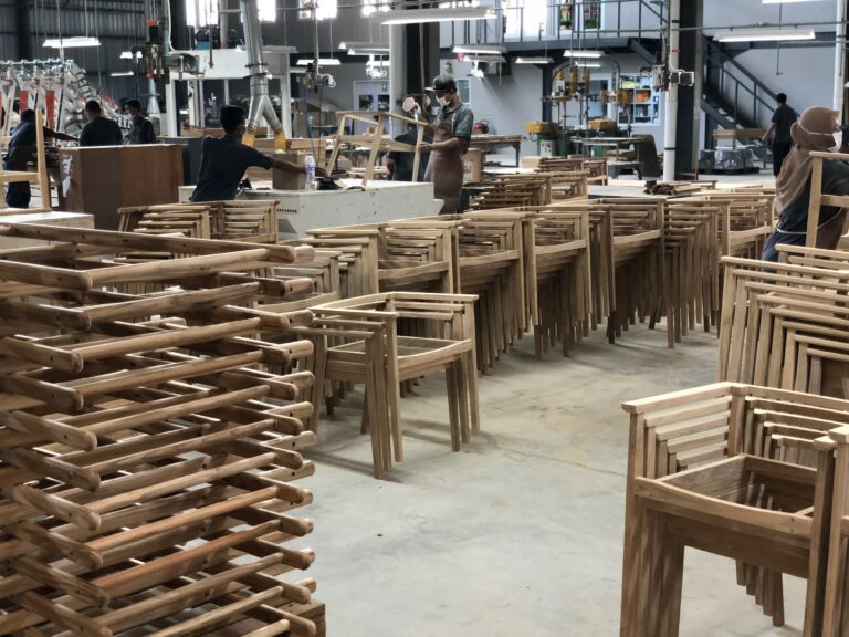 Produzione mobili per esterno di Arco Outdoor